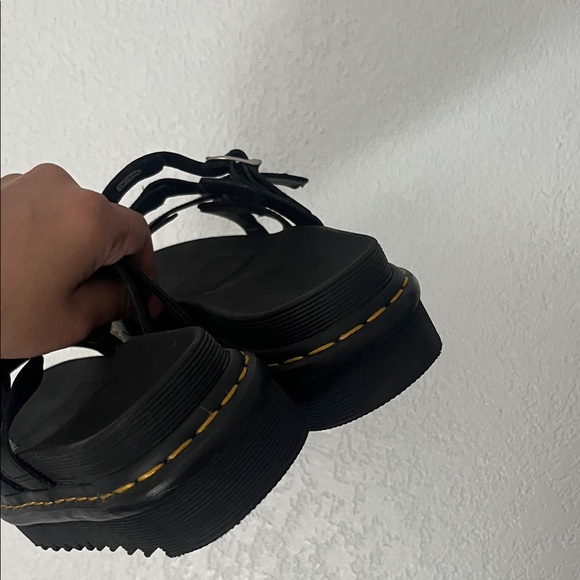 Womans Doc Martin Blaire Slide Sandals, Like New! 11 (43). - Picture 8 of 9